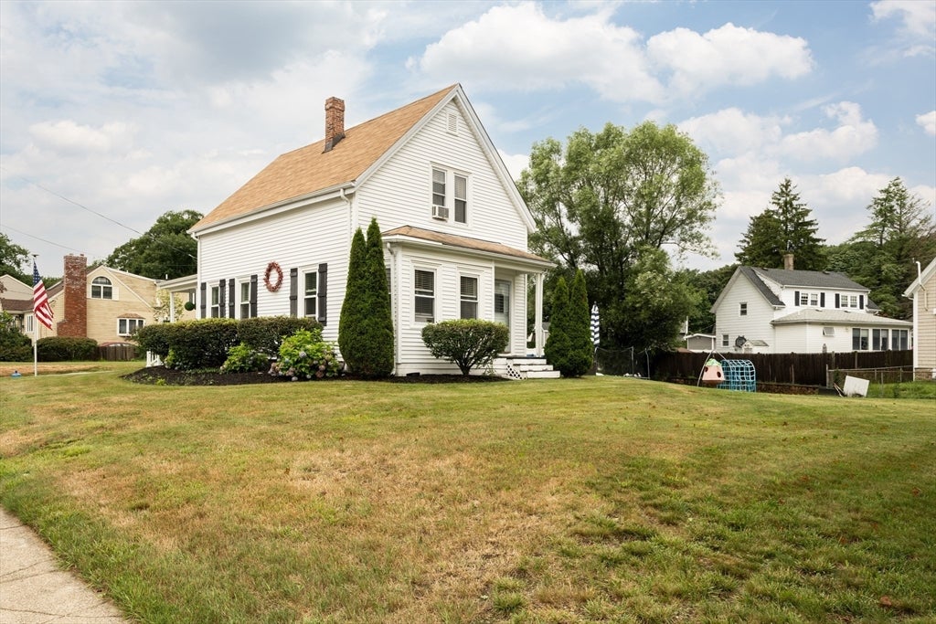 101 Bartholomew St, Peabody, MA Photo #2