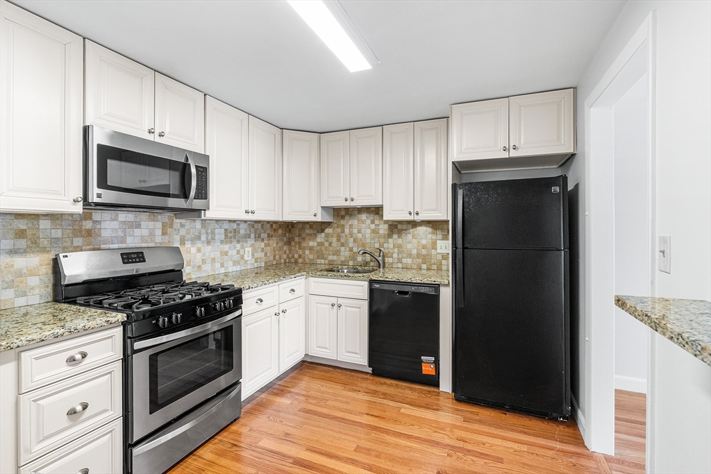 215 Massachusetts Ave 12