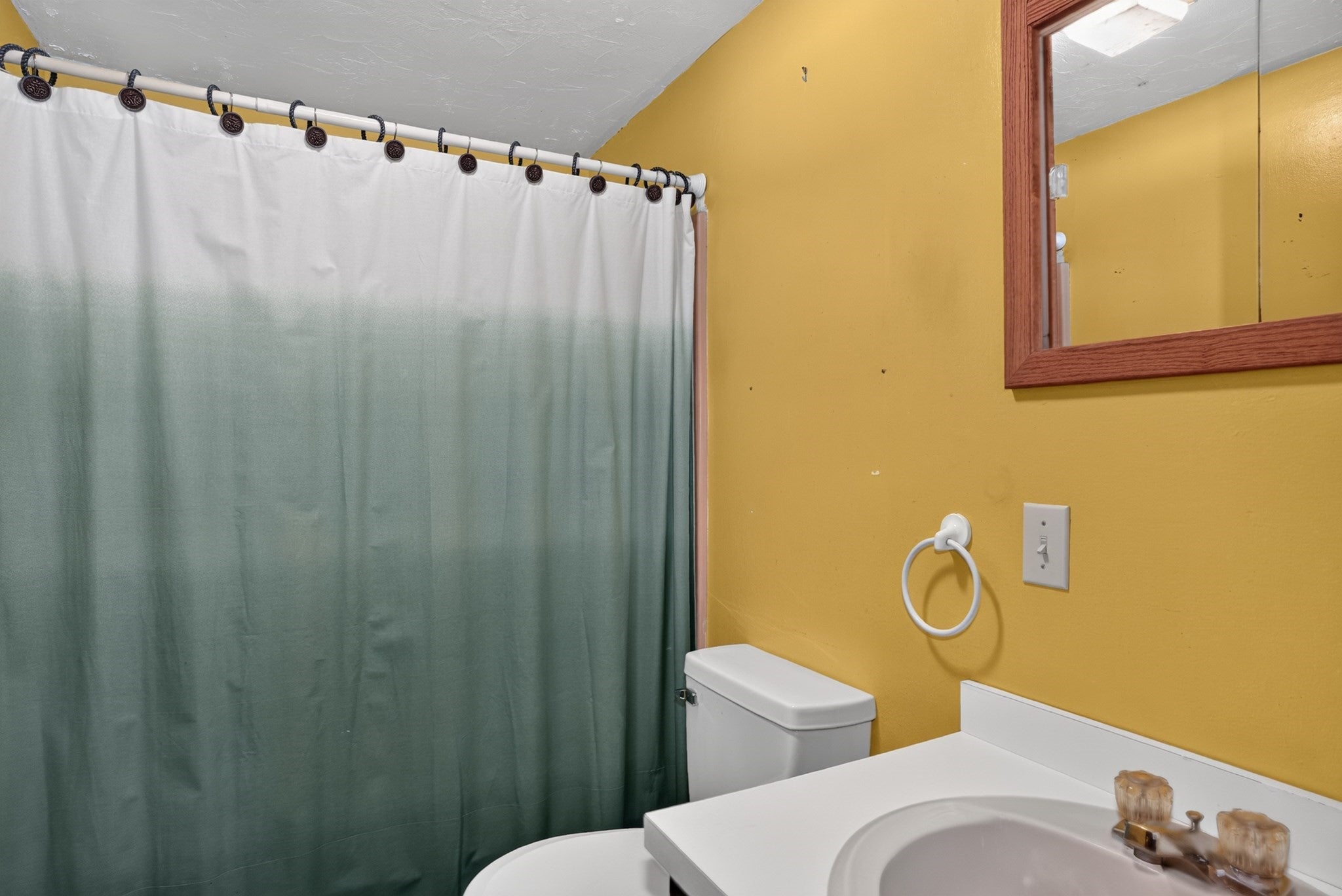 68 School St, Upton, MA, 68 School St, Upton, MA Photo #16