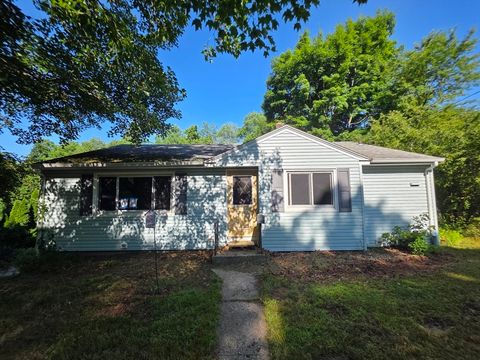 Photo of 20 Deborah St, Palmer, MA 01069 (MLS # 73554680)