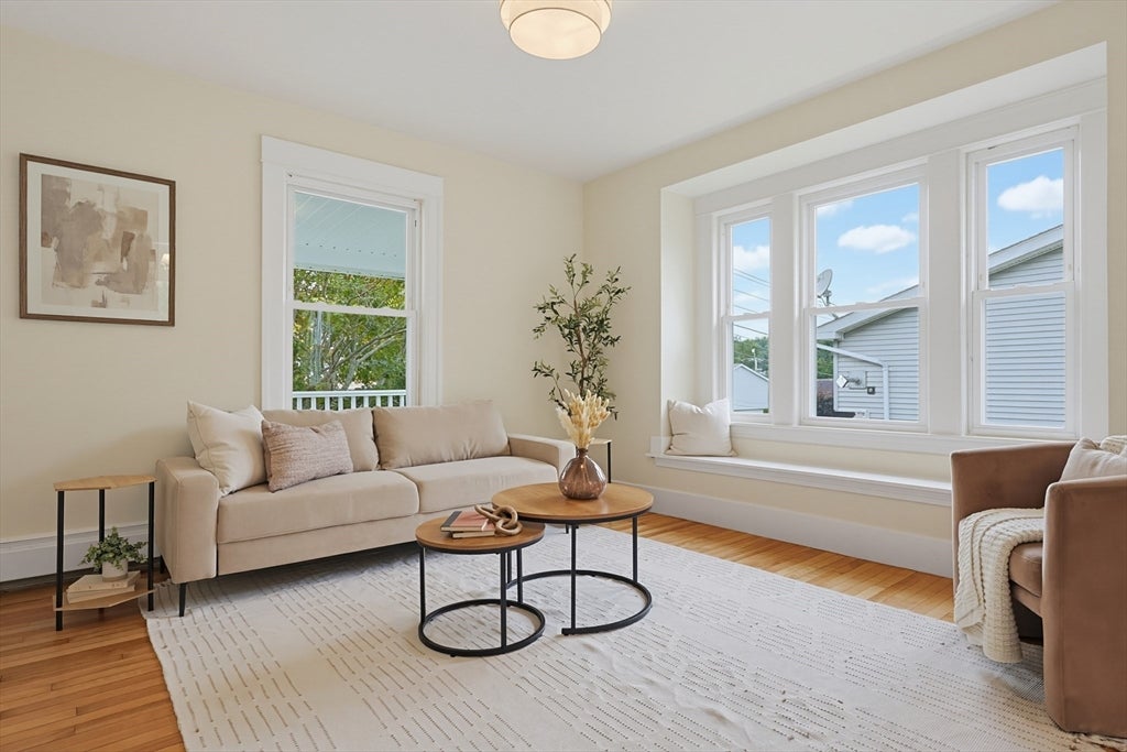 30 Barrett Ave, Worcester, MA Photo #2