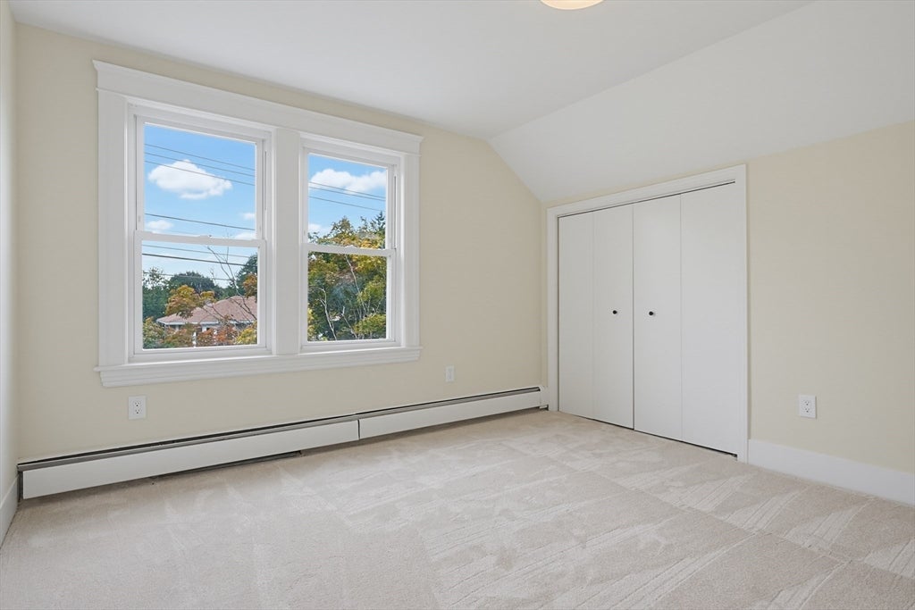 30 Barrett Ave, Worcester, MA Photo #20