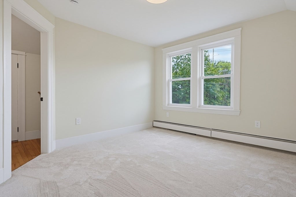 30 Barrett Ave, Worcester, MA Photo #23