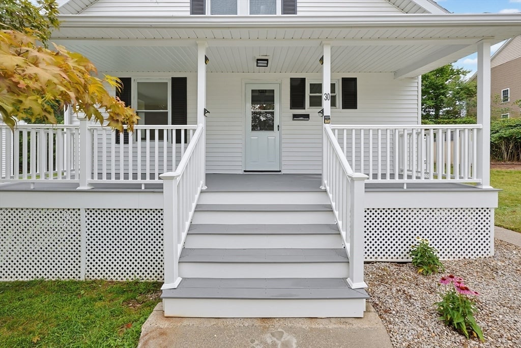 30 Barrett Ave, Worcester, MA Photo #34
