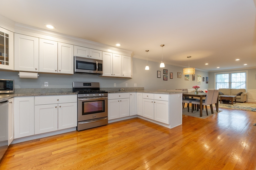 11 Crescent Hill Ave 11