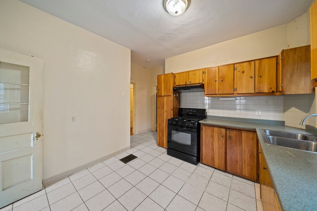 116 Lonsdale St