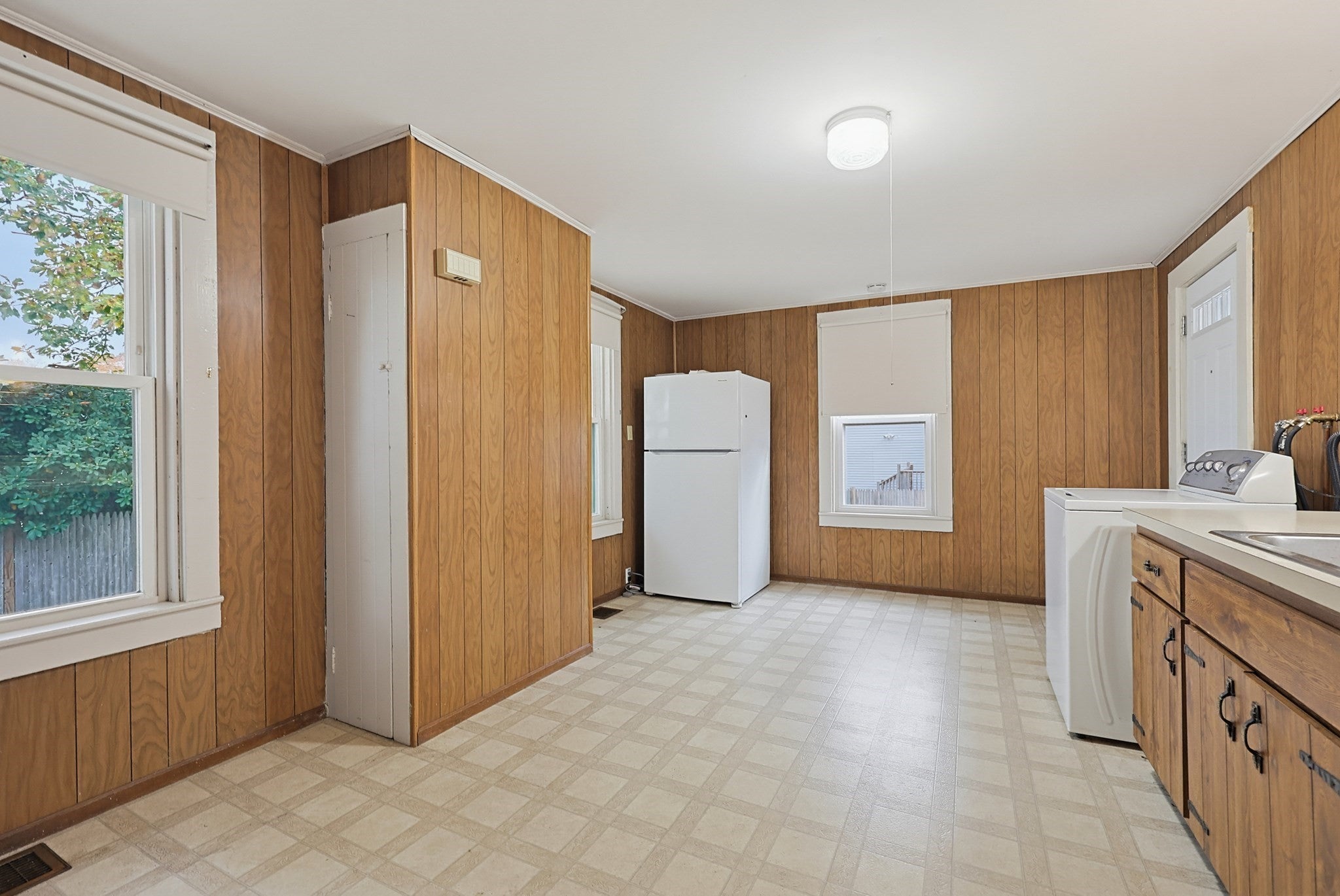 133 Tribou St, Brockton, MA, 133 Tribou St, Brockton, MA Photo #3