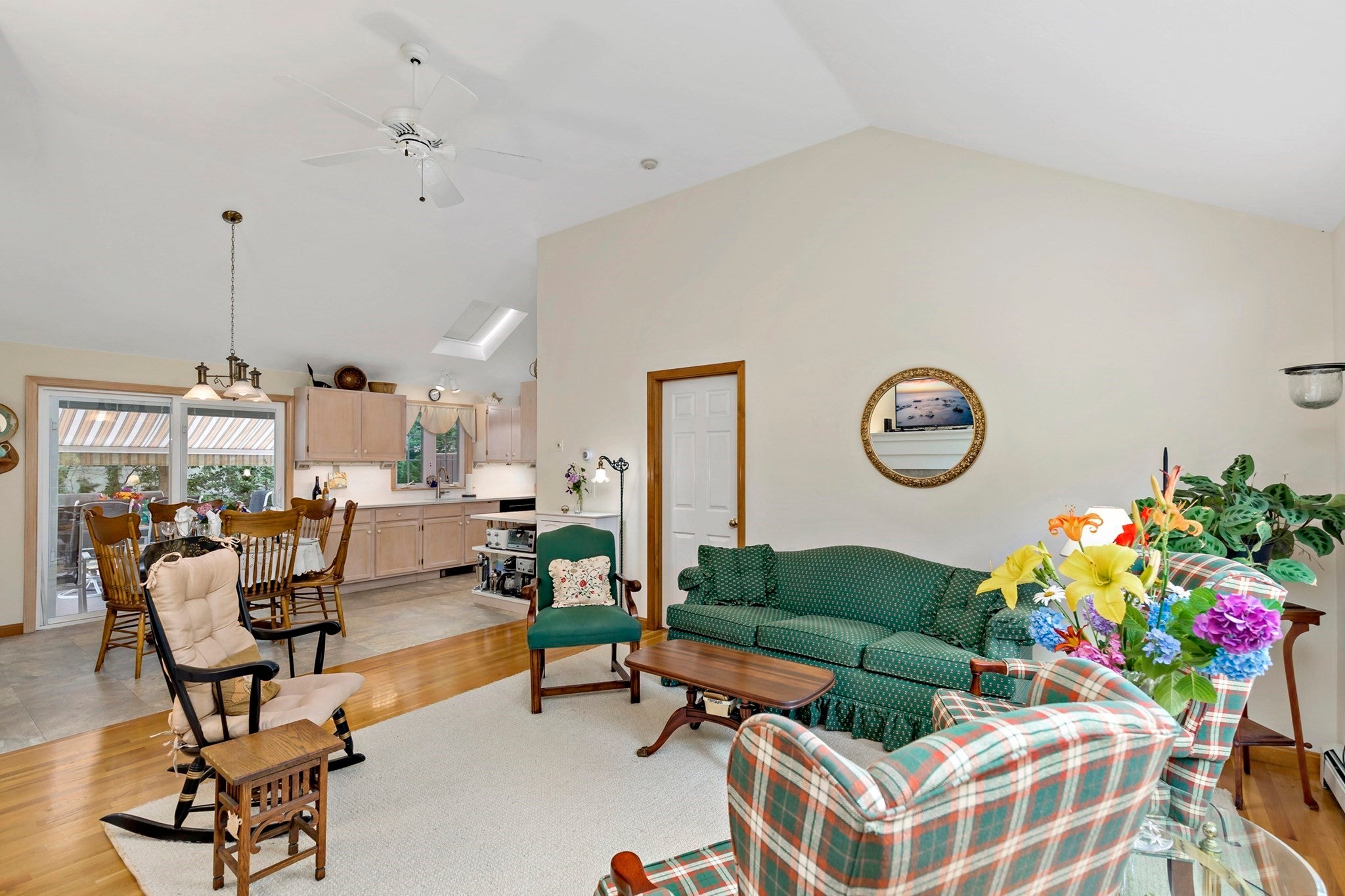 75 Whitney Rd