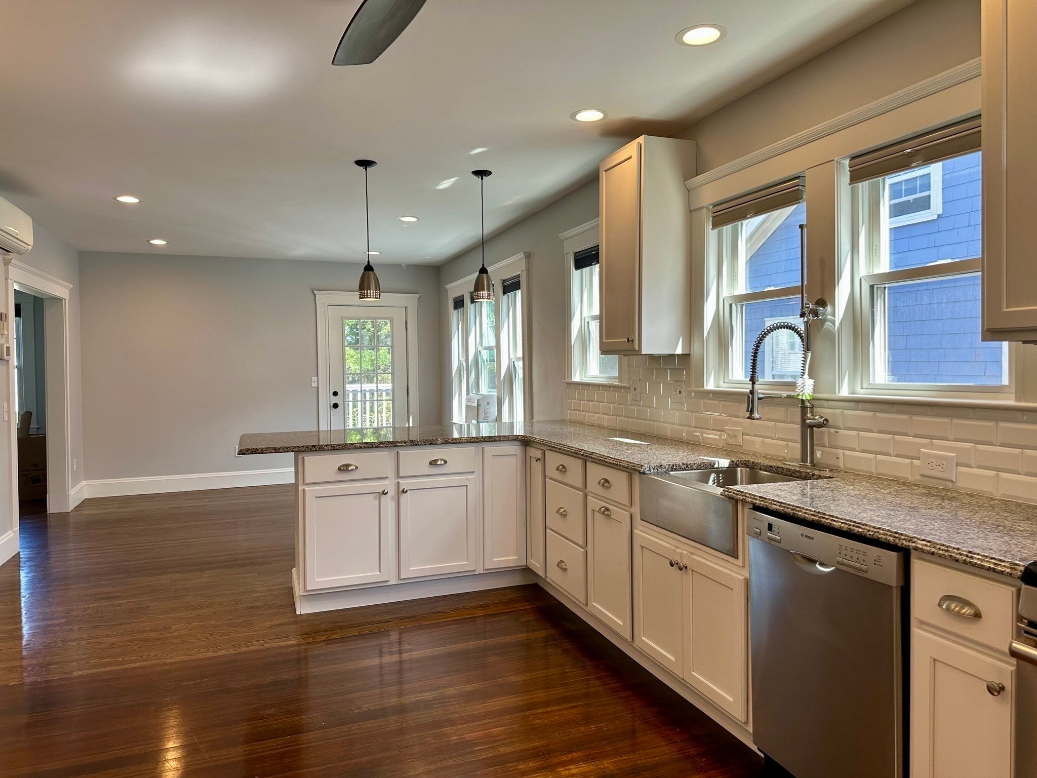 44 Greaton Road #2, Boston, MA Photo #4