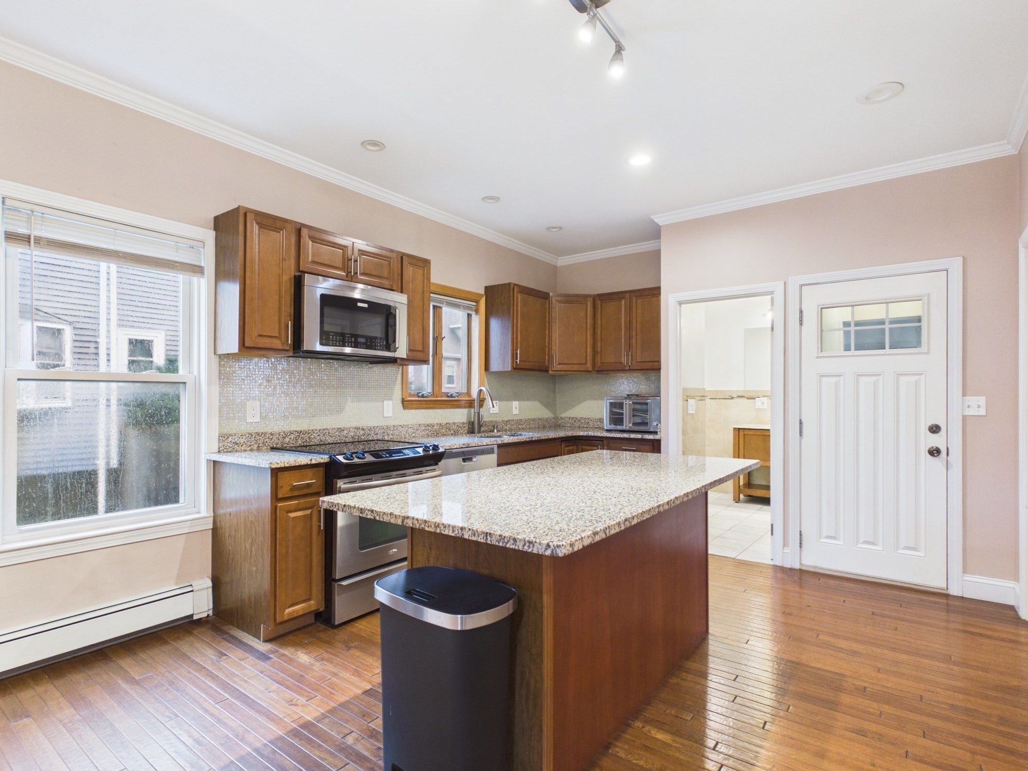 201 Riverside Ave #1, Medford, MA, 201 Riverside Ave #1, Medford, MA Photo #2