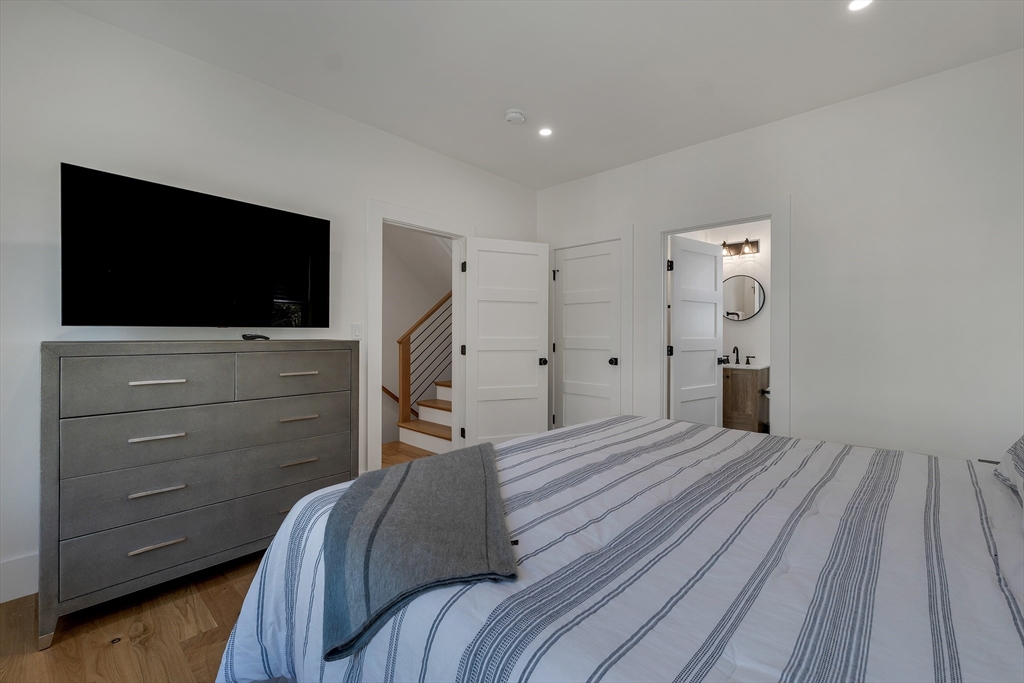 22 Harvard St, Somerville, MA Photo #35