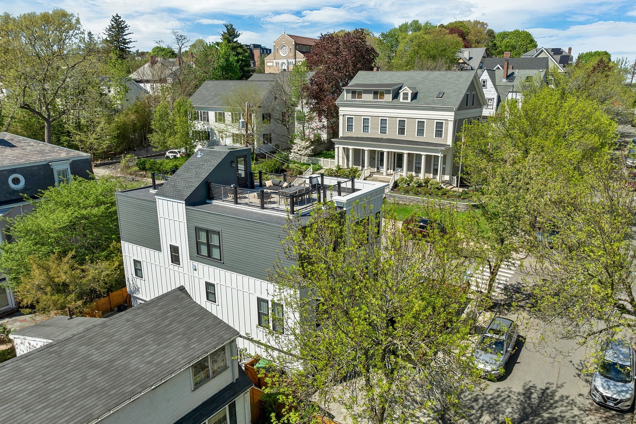22 Harvard St
