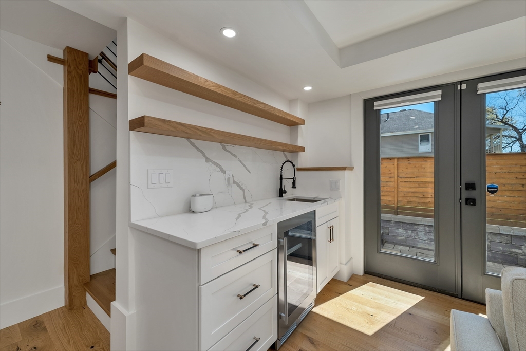 22 Harvard St, Somerville, MA Photo #28