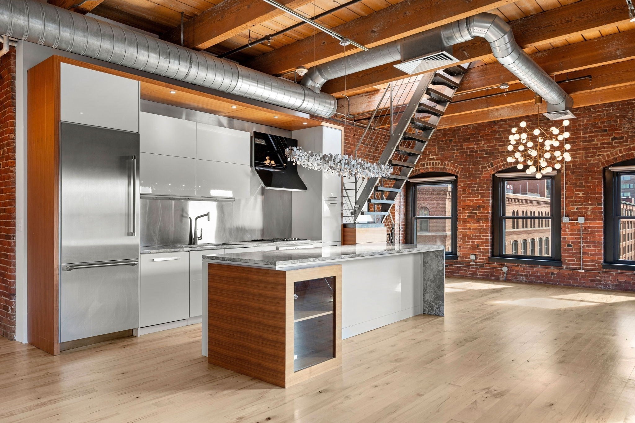 Photo of 21 Wormwood St, Boston, MA
