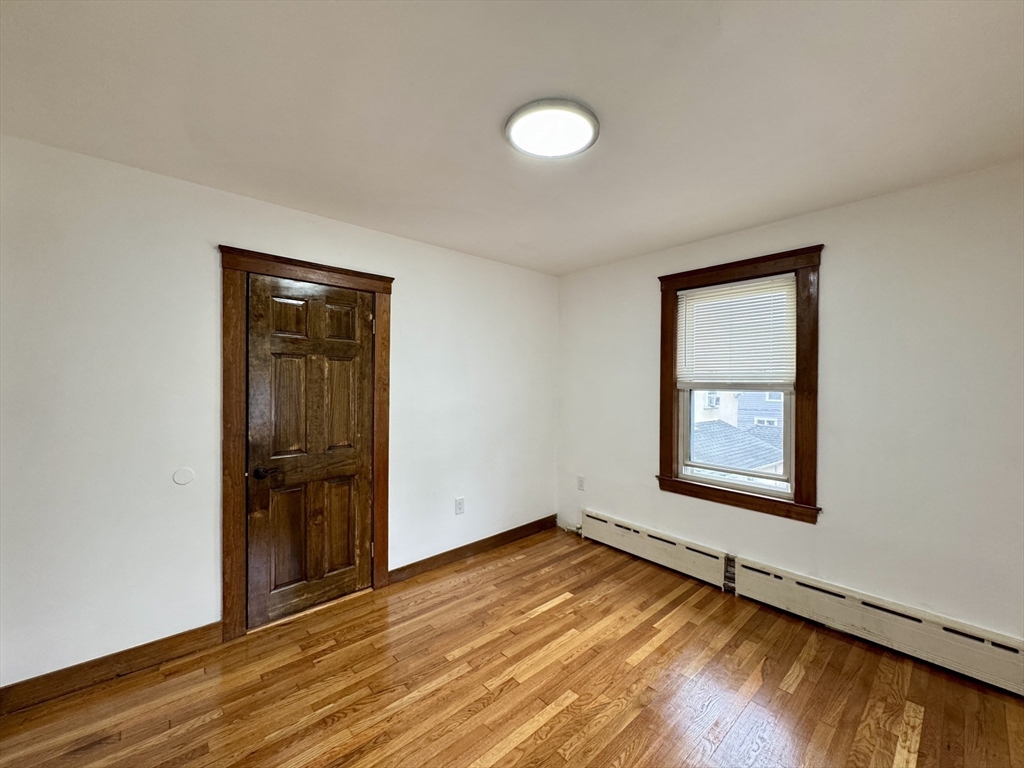 89-91 Thacher St 2