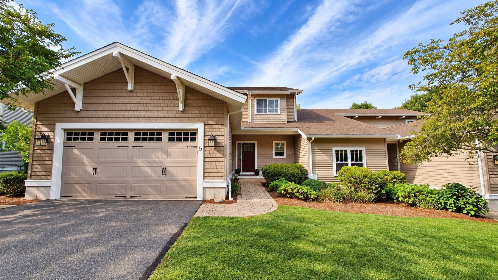 Photo of 5 Walden Way, Milford, MA