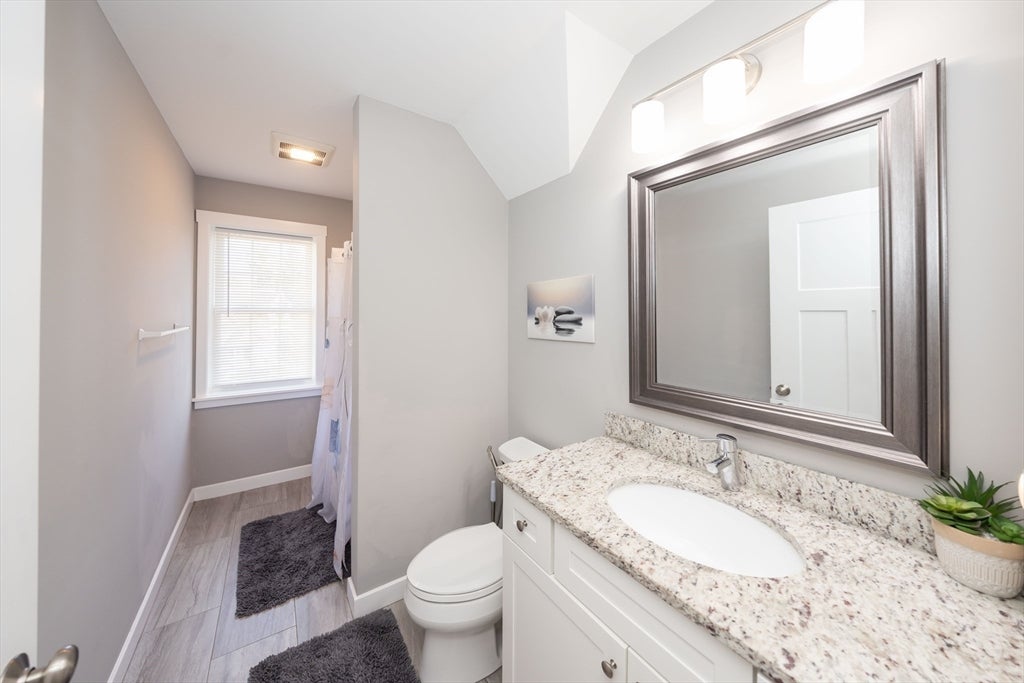 18 Craftsman CT #16, Grafton, MA Photo #22