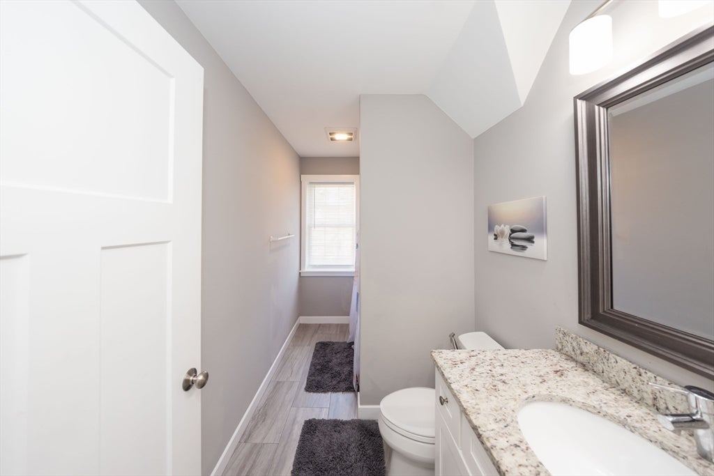 18 Craftsman CT #16, Grafton, MA Photo #21