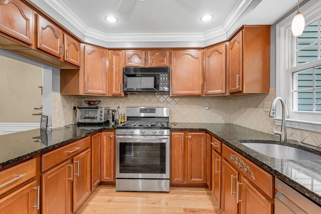 5 Meadowview Cir #5, Nashua, NH, 5 Meadowview Cir #5, Nashua, NH Photo #8