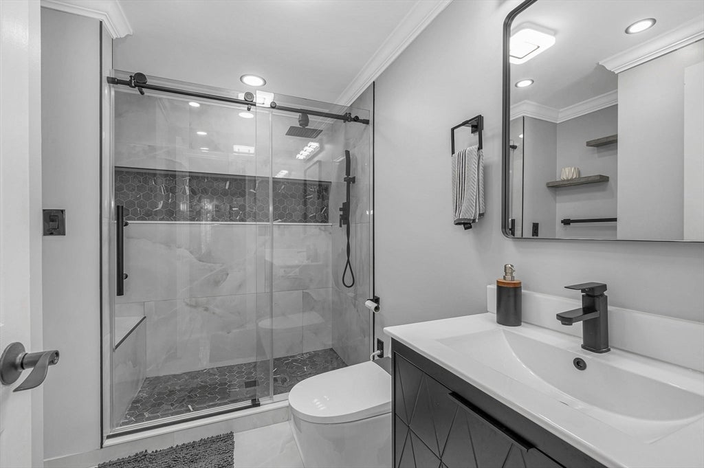 5 Meadowview Cir #5, Nashua, NH, 5 Meadowview Cir #5, Nashua, NH Photo #17