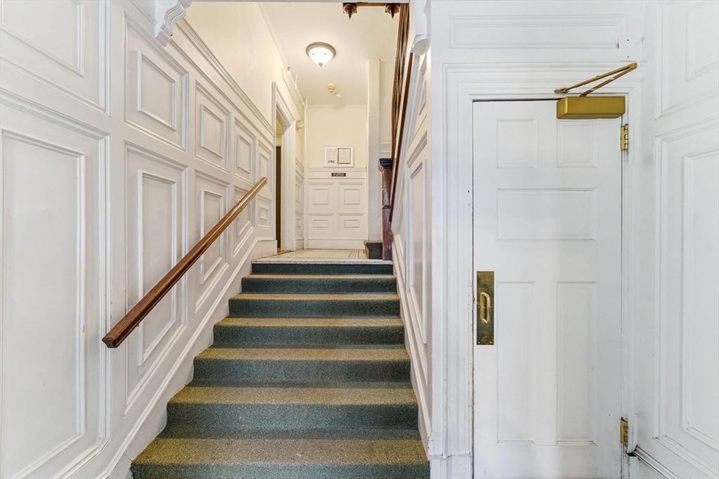 465 Park Drive 2