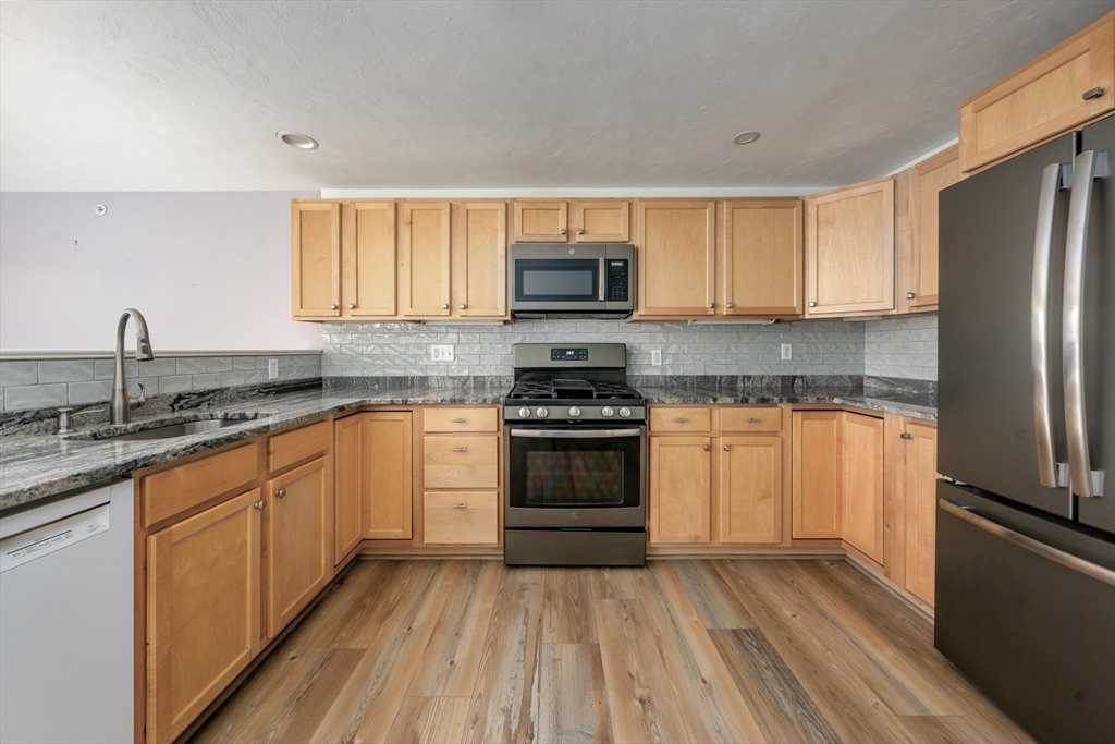 153 Leisure Green Dr 749