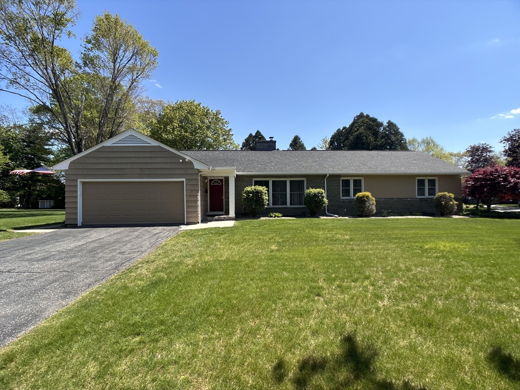 9 Vanguard Ln, Longmeadow, MA Photo #1