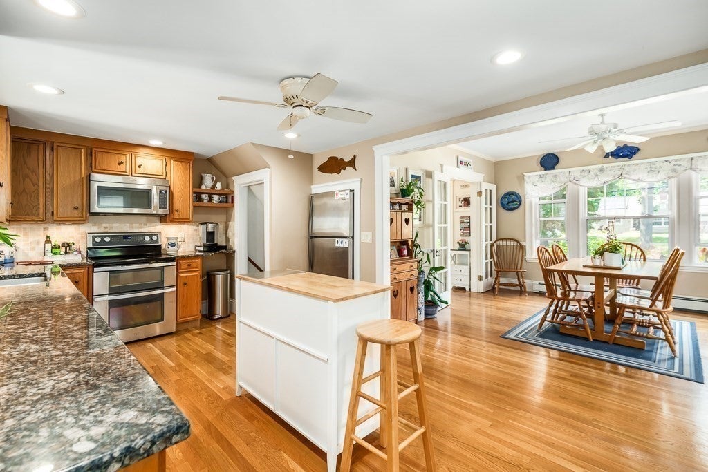 19 Brimbal Avenue, Beverly, MA, 19 Brimbal Avenue, Beverly, MA Photo #13
