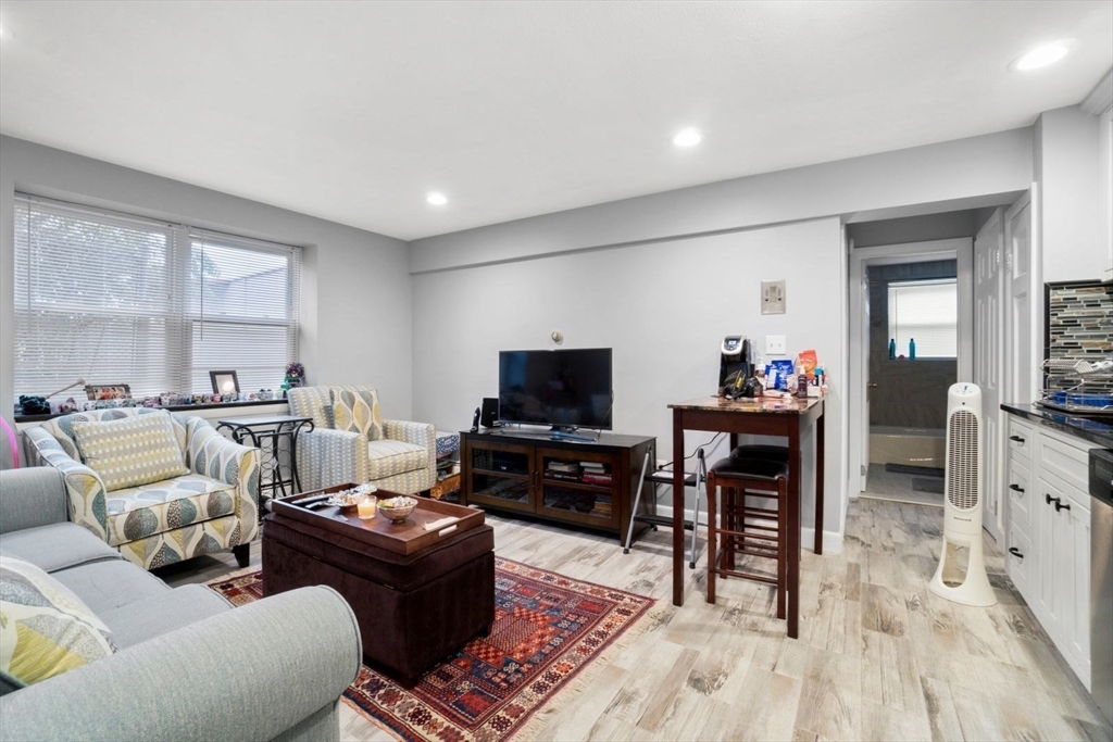 35 Montvale Avenue 3