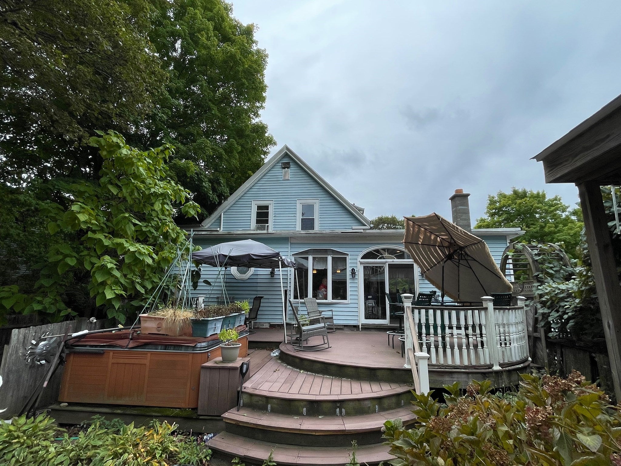 330 Webster St