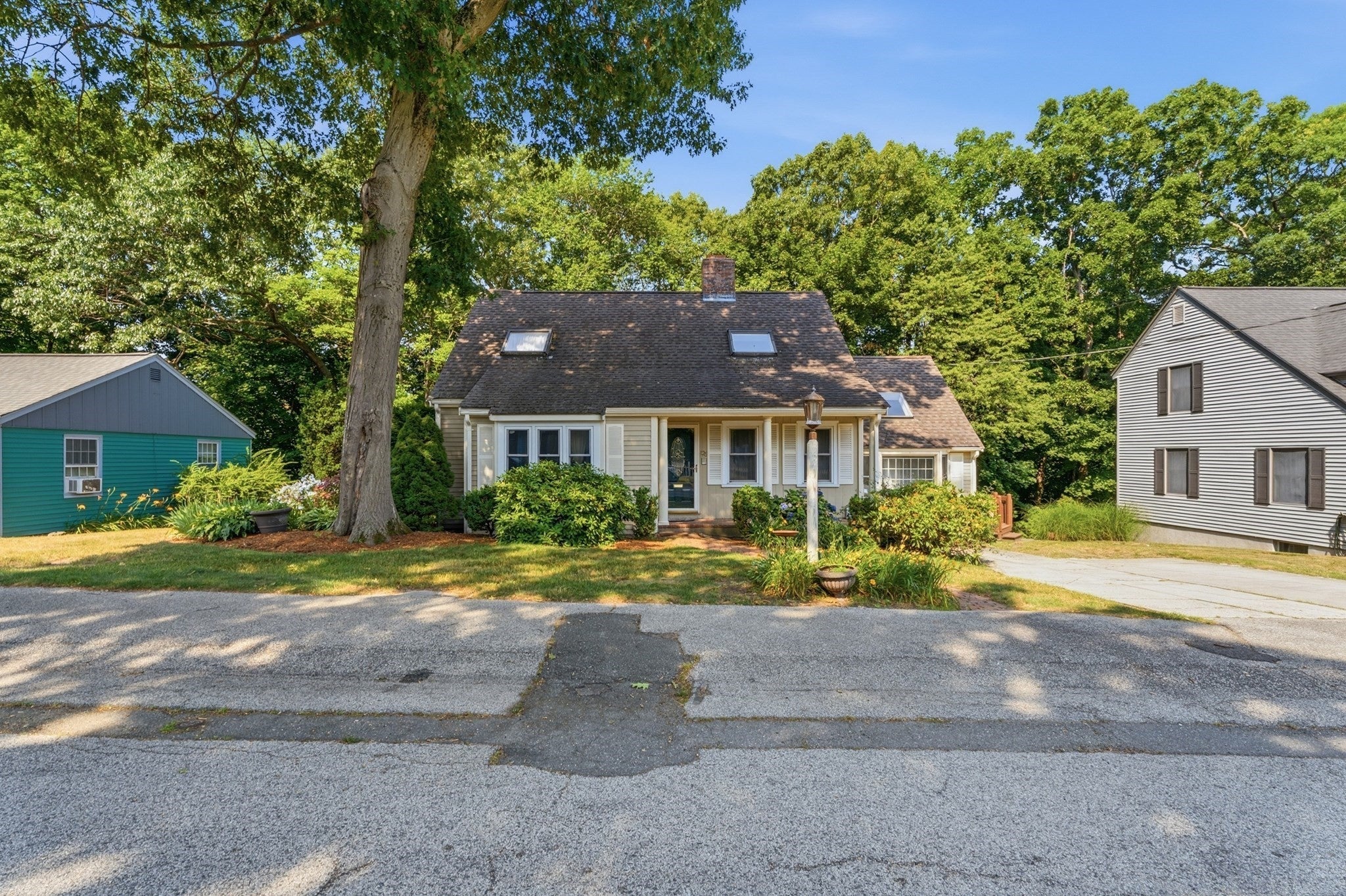 125 Jaffrey St