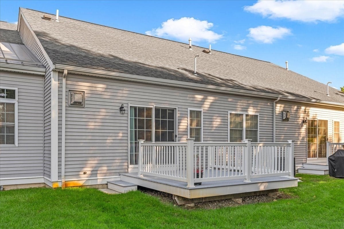 877 Auburnville Way #N3, Whitman, MA Photo #28