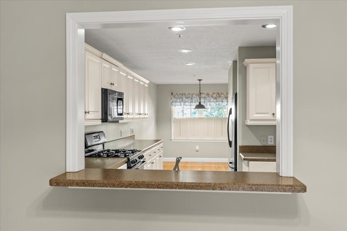 877 Auburnville Way #N3, Whitman, MA Photo #10