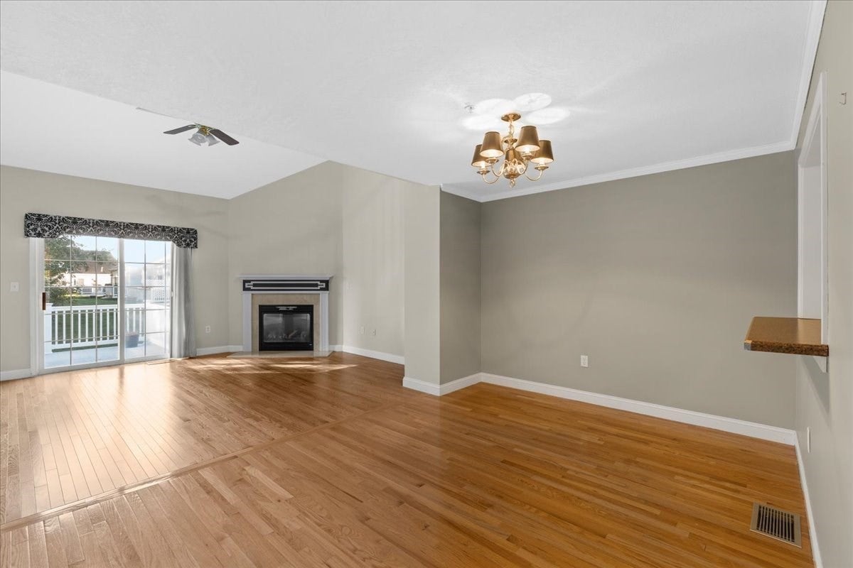 877 Auburnville Way #N3, Whitman, MA Photo #14