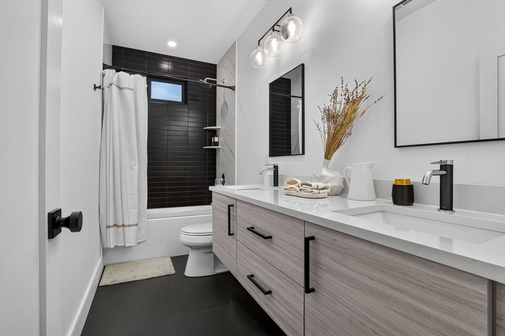 906-908 Chestnut Street #906, Newton, MA, 906-908 Chestnut Street #906, Newton, MA Photo #21