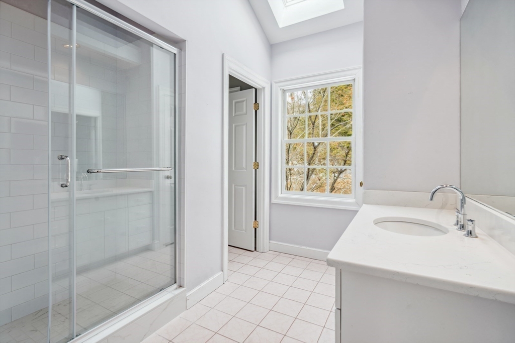 Sherborn, Massachusetts 01770, United States, 4 Bedrooms Bedrooms, ,6 BathroomsBathrooms,Residential,Active,96633