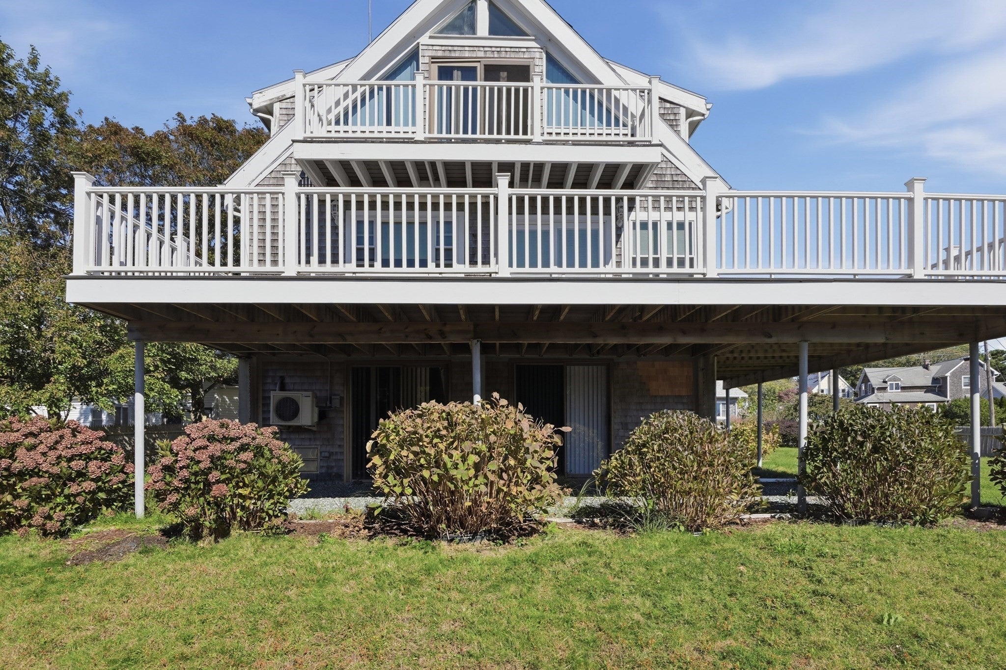 5 Bayview Ave, Fairhaven, MA, 5 Bayview Ave, Fairhaven, MA Photo #2