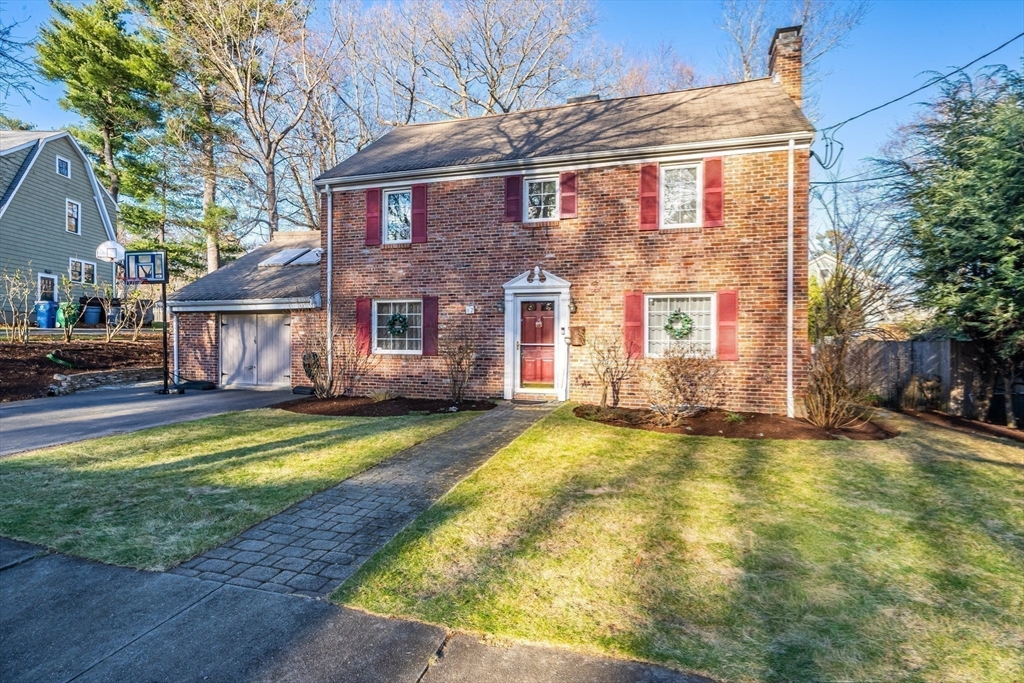 17 Woodhaven Rd