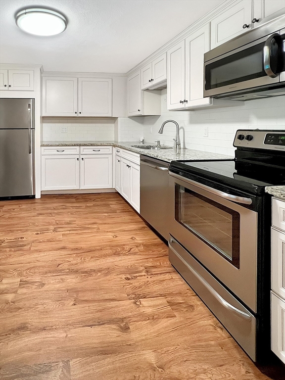 9 Broadway 210