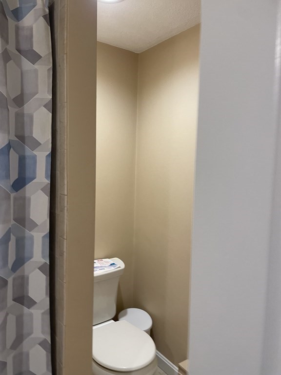 9 Broadway 210
