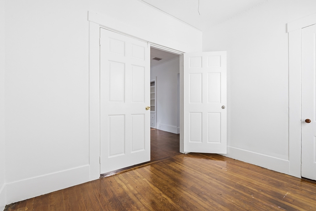46 Arlington St, Lowell, MA Photo #13
