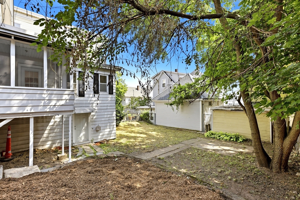 46 Arlington St, Lowell, MA Photo #39
