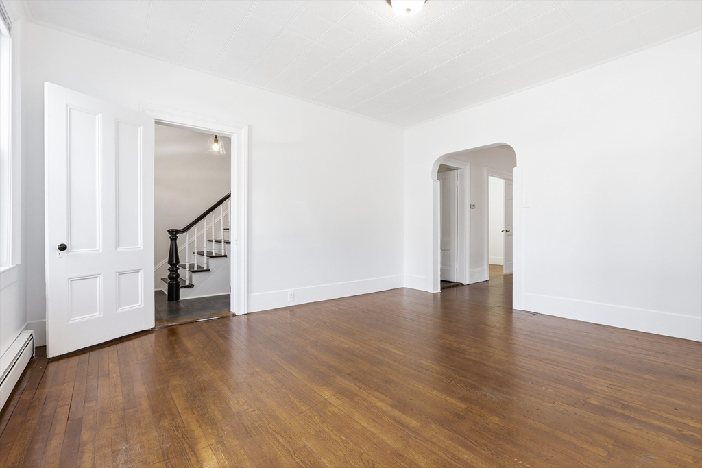 46 Arlington St, Lowell, MA Photo #4