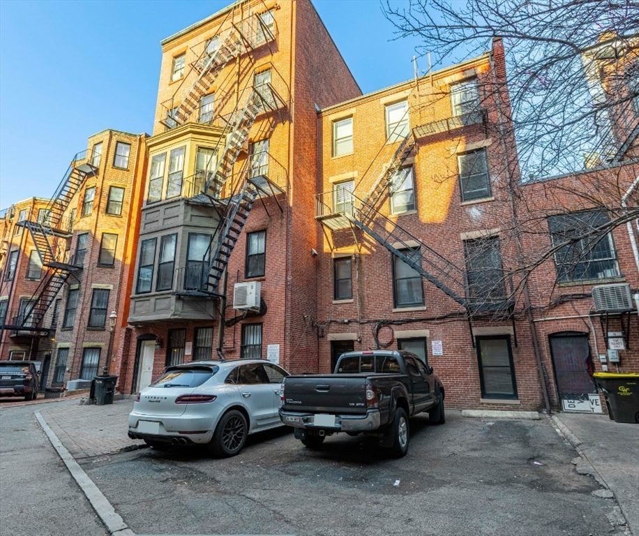 426 Marlborough St.