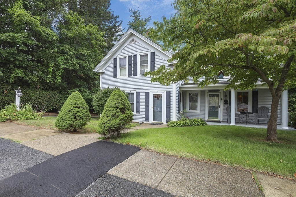 18 Oak Street