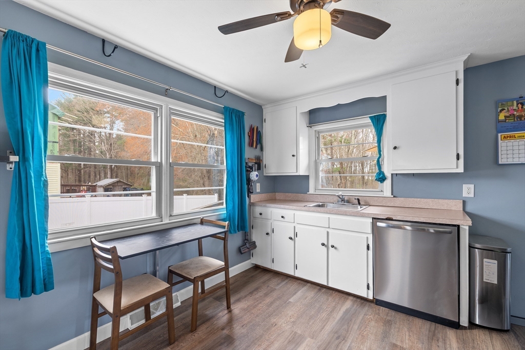 102 Brookside Rd