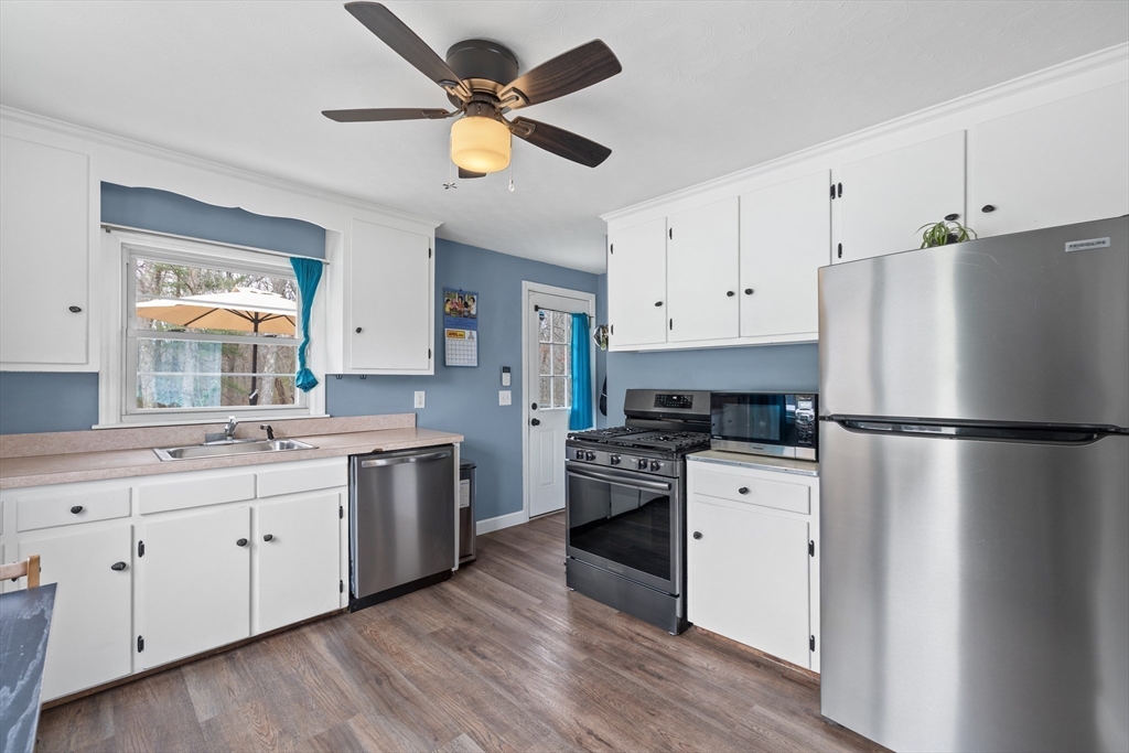 102 Brookside Rd