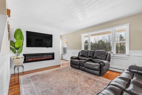 6 Pond View Way 6 Hubbardston MA 01452