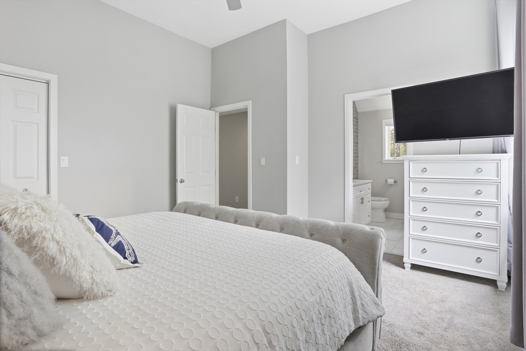 19 Bradley Lane #19, Westford, MA Photo #17