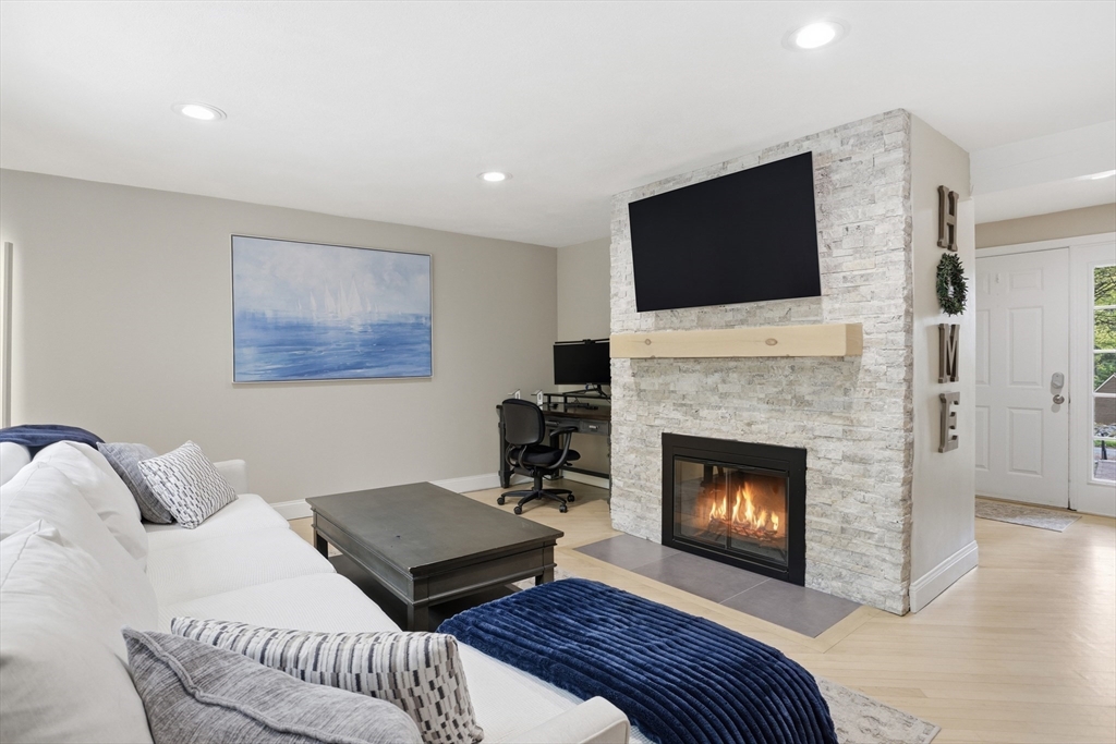 19 Bradley Lane #19, Westford, MA Photo #4